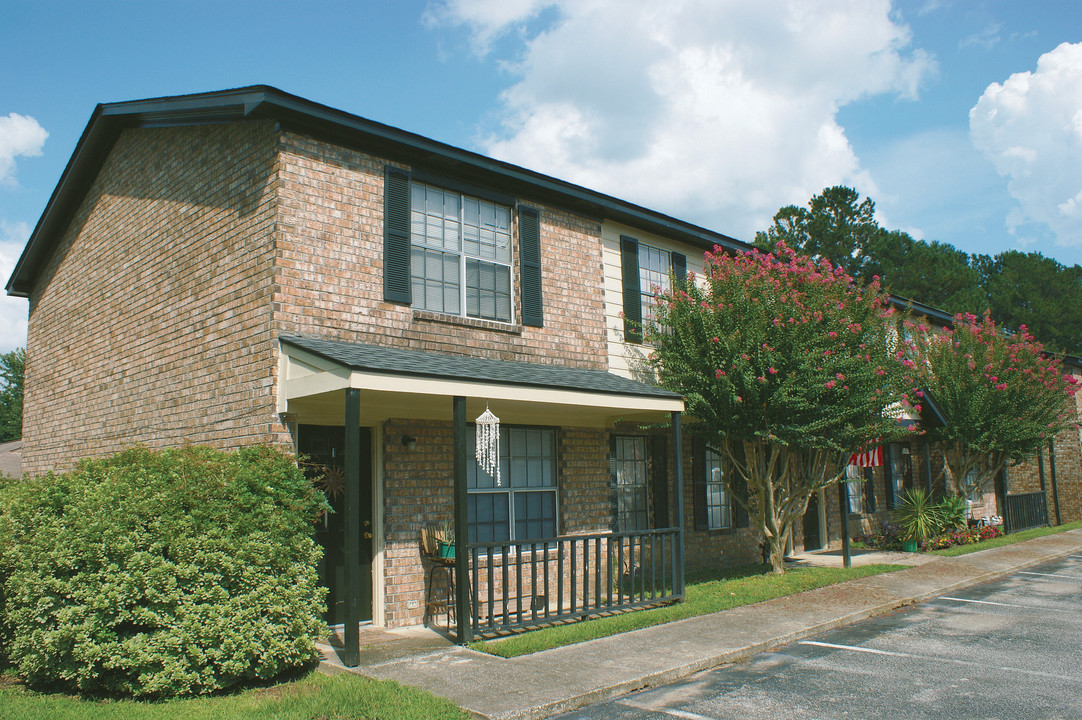 Wood Oaks Townhomes (No Availability) in Summerville, SC - Building Photo