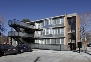 1180 Clermont Apartments in Denver, CO - Building Photo - Building Photo