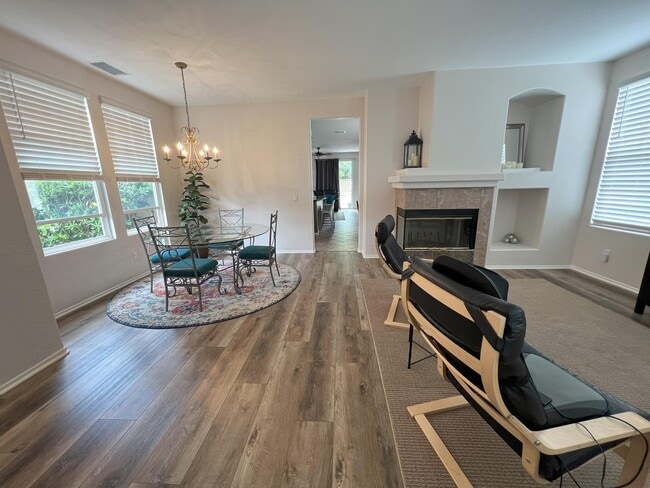 1835 Sheep Ranch Loop in Chula Vista, CA - Building Photo - Building Photo