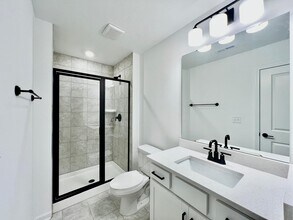 1754 Blanche St in Charlotte, NC - Building Photo - Building Photo