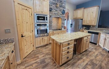 52203 WA-225 in Benton City, WA - Building Photo - Building Photo