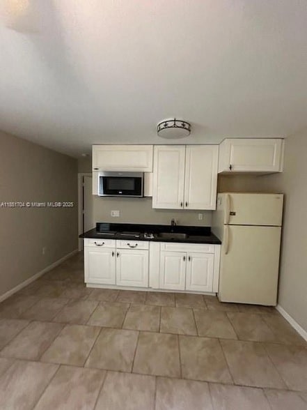 5625 SW 26th St, Unit B in West Park, FL - Building Photo - Building Photo