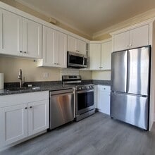 10 S Cottenet St in Irvington, NY - Building Photo - Building Photo