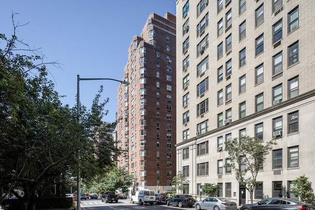 1150 Park Ave in New York, NY - Foto de edificio - Building Photo