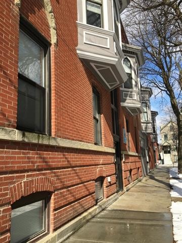 1819 W Belmont in Chicago, IL - Building Photo - Building Photo