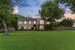 4522 Walnut Hill Ln in Dallas, TX - Building Photo