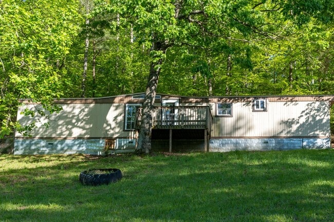 property at 4301 Budds Creek Rd