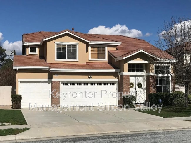 property at 3825 Venus Ct
