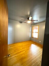 4437 S Sawyer Ave in Chicago, IL - Building Photo - Building Photo