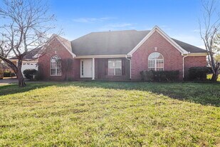 6223 Oxbourne Cove in Olive Branch, MS - Building Photo