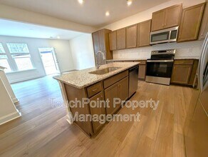 7712 Ethora Wy in Charlotte, NC - Building Photo - Building Photo