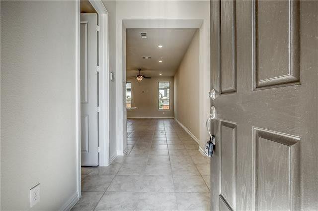 17763 Shumard Oak Dr in Dallas, TX - Building Photo - Building Photo
