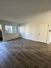 838 SE 42nd Ave in Portland, OR - Building Photo - Building Photo