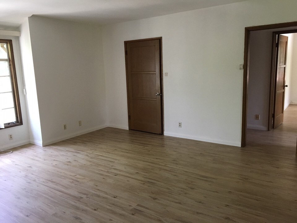 1145 N Central Ave in Glendale, CA - Foto de edificio