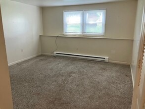 35 Armory St in Keene, NH - Building Photo - Building Photo