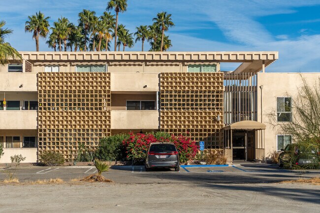 Villa Alejo in Palm Springs, CA - Building Photo - Building Photo