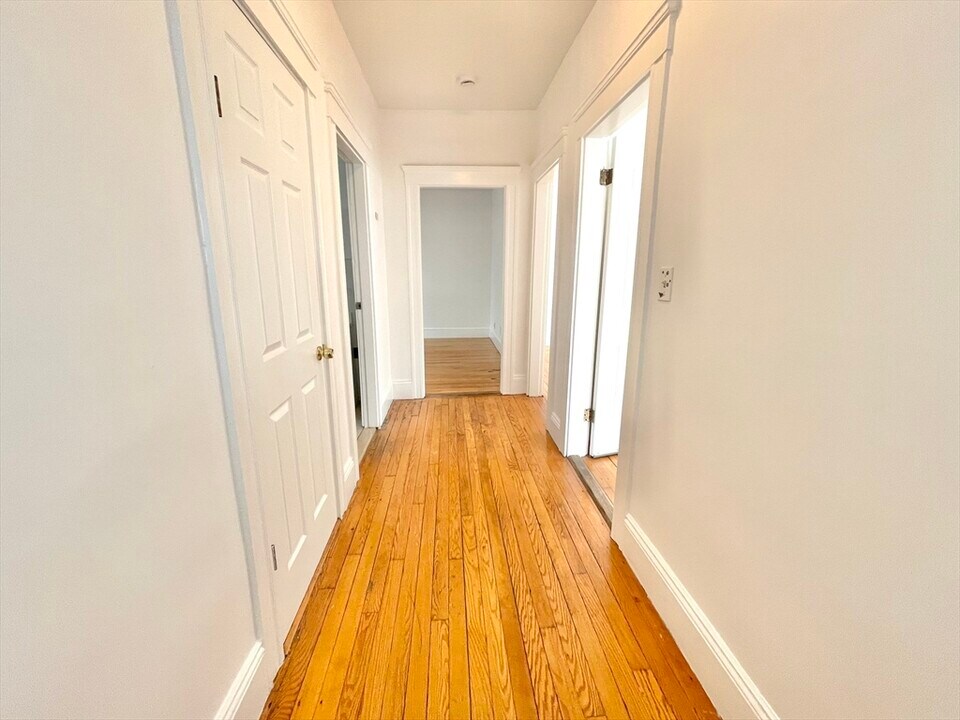 23 Haskell St in Boston, MA - Building Photo