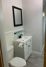 184 Aspinwall Ave, Unit C in Brookline, MA - Building Photo - Building Photo