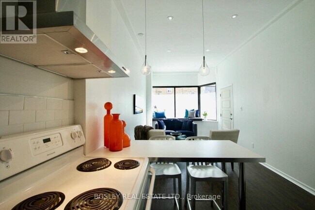 866 Broadview Ave in Toronto, ON - Building Photo - Building Photo