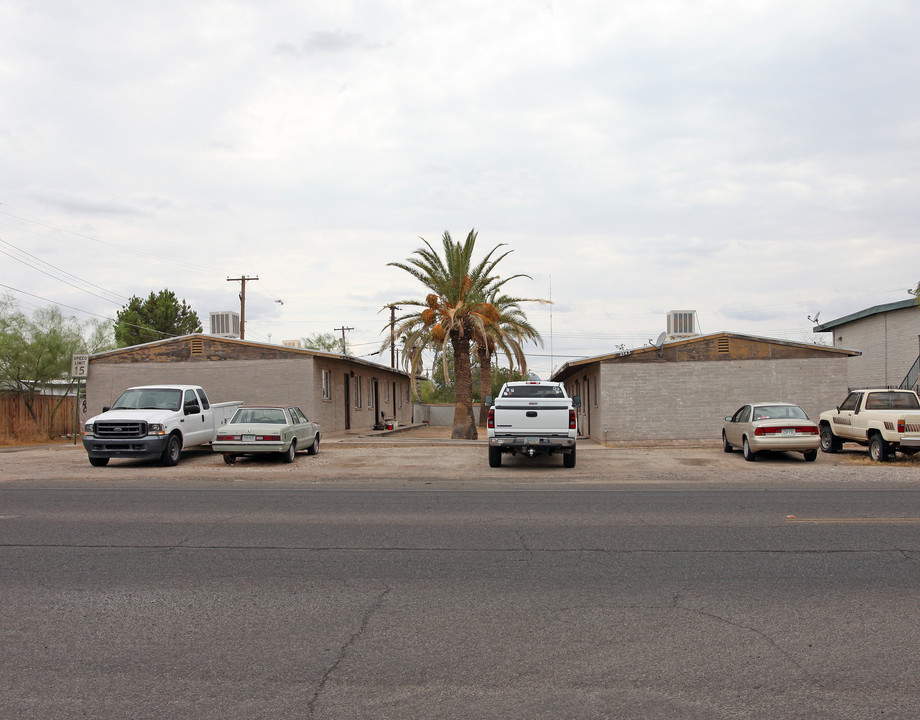 2545 N Park Ave in Tucson, AZ - Foto de edificio