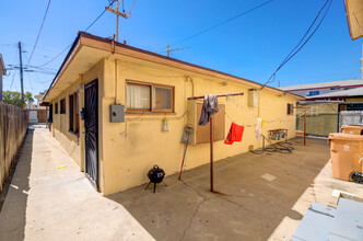 12521 York Ave in Hawthorne, CA - Building Photo - Building Photo