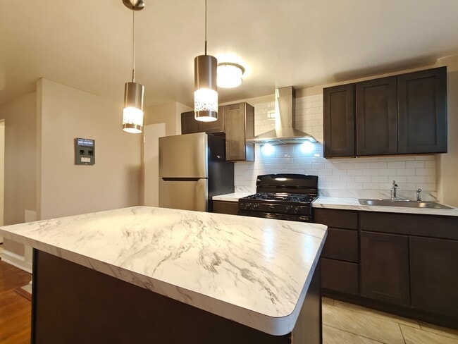 property at 6752 Blakemore St