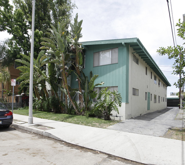 Otsego in North Hollywood, CA - Foto de edificio - Building Photo