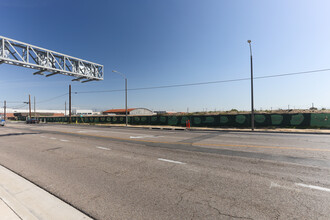 La Palma Village in Anaheim, CA - Building Photo - Building Photo