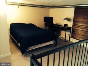 1201-15 Fitzwater St-Unit -309 in Philadelphia, PA - Building Photo - Building Photo