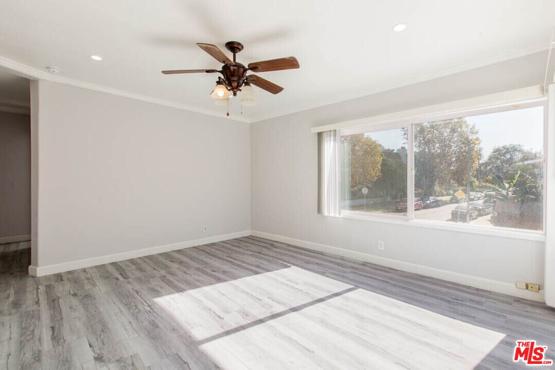 8525 Cadillac Ave in Los Angeles, CA - Building Photo