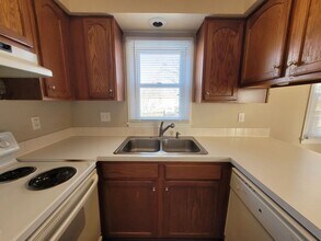 4823 NW Aurora Ave. in Des Moines, IA - Building Photo - Building Photo