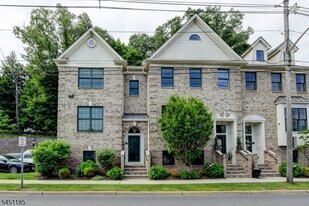 50 Bloomfield Ave in Essex Fells, NJ - Building Photo