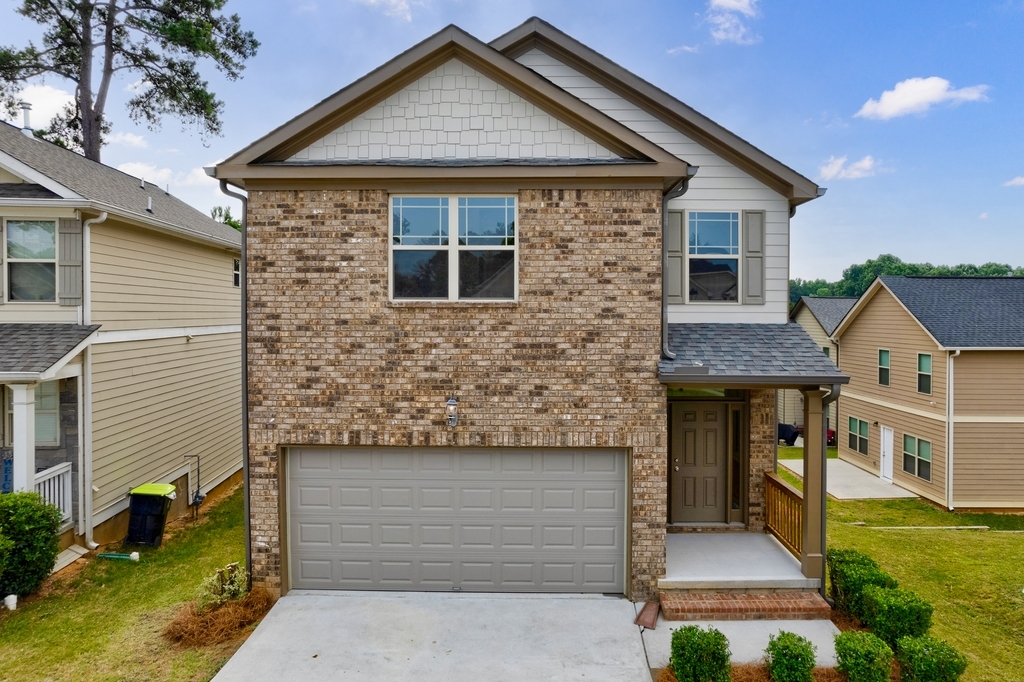 5244 Halcyon Ct in Morrow, GA - Building Photo
