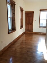 404 South St, Unit 3 in Philadelphia, PA - Building Photo - Building Photo