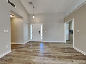 130 Crooked Creek Dr in Covington, GA - Building Photo - Building Photo
