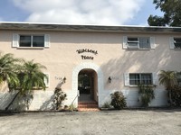 7025 Hibiscus Ave S in South Pasadena, FL - Foto de edificio - Building Photo