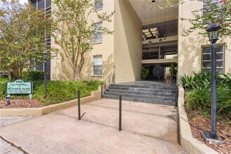 2302 S Manhattan Ave in Tampa, FL - Building Photo - Building Photo