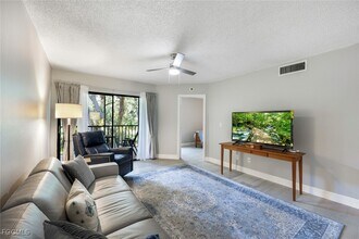 15177 Parkside Dr in Ft. Myers, FL - Building Photo - Building Photo