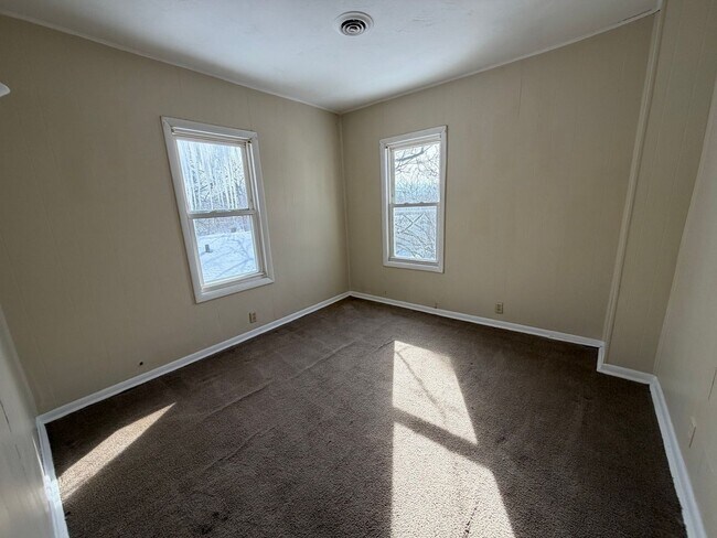 1328 Goodyear Blvd in Akron, OH - Building Photo - Building Photo