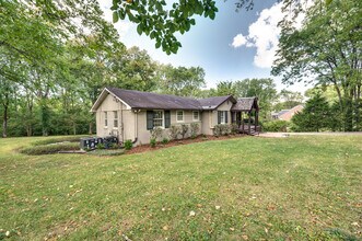 3529 Trimble Rd in Nashville, TN - Foto de edificio - Building Photo
