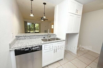 141 Fernery Rd in Lakeland, FL - Foto de edificio - Building Photo