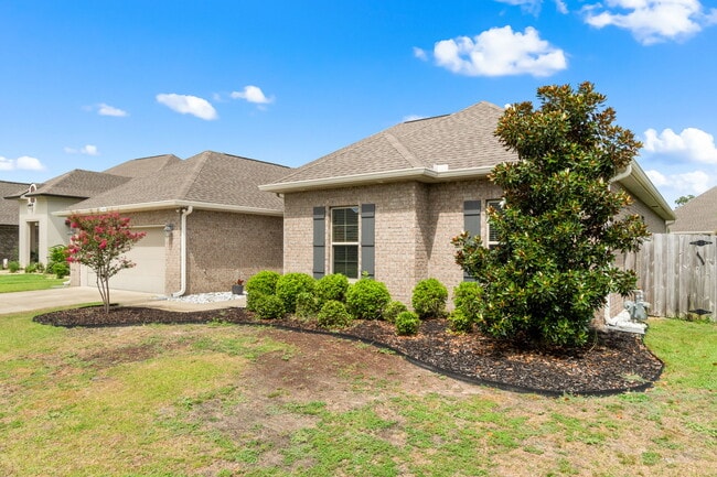 1464 Sabal Palm Dr in Gulf Breeze, FL - Building Photo - Building Photo