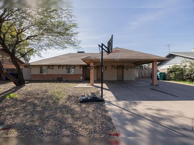 2429 E Juanita Ave in Mesa, AZ - Building Photo - Building Photo