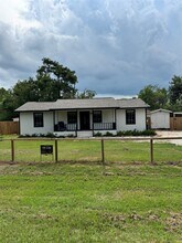 20162 County Rd 510P in Brazoria, TX - Building Photo - Building Photo