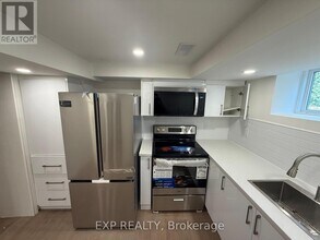 149 Altamira Rd in Richmond Hill, ON - Building Photo - Building Photo