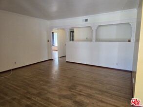 13049 Schoenborn St in Los Angeles, CA - Building Photo - Building Photo