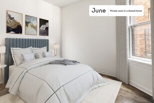 Room in Shared 3 bed/1 bath home in Chicago, IL - Building Photo