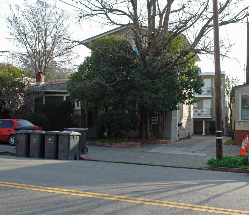 1424 Lincoln Ave in San Rafael, CA - Foto de edificio