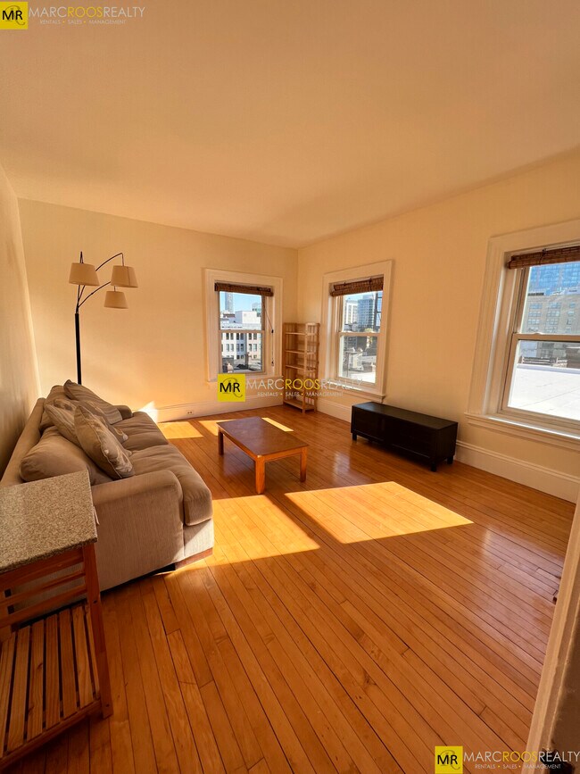 property at 465 Park Dr