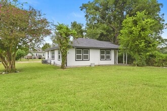 7201 Homestead Rd in Houston, TX - Building Photo - Building Photo